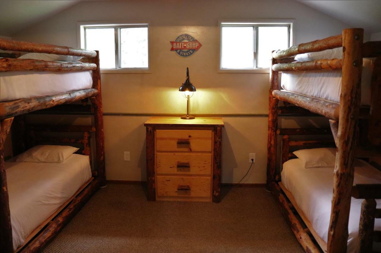 Lone Fir Resort Cougar エクステリア 写真