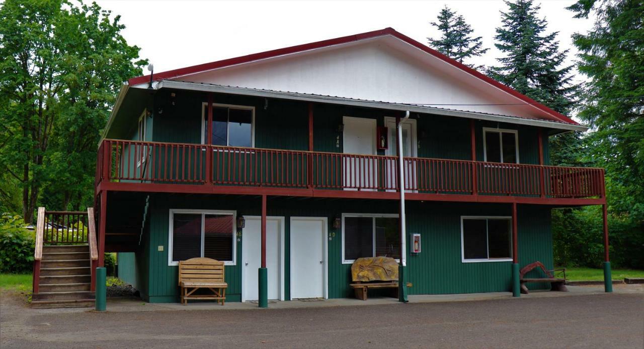 Lone Fir Resort Cougar エクステリア 写真