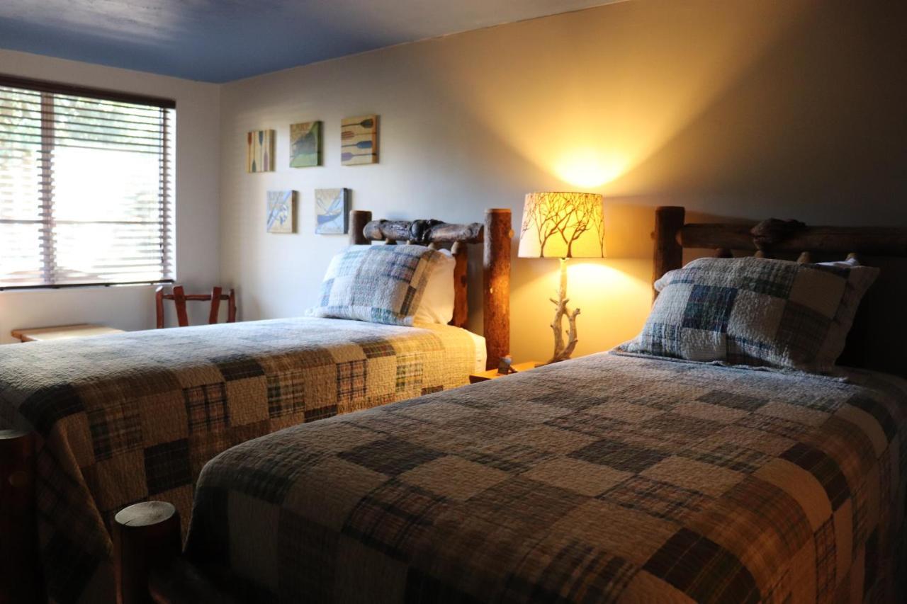 Lone Fir Resort Cougar エクステリア 写真